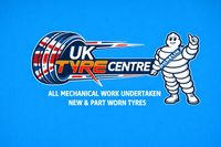 UK TYRE CENTRE Logo